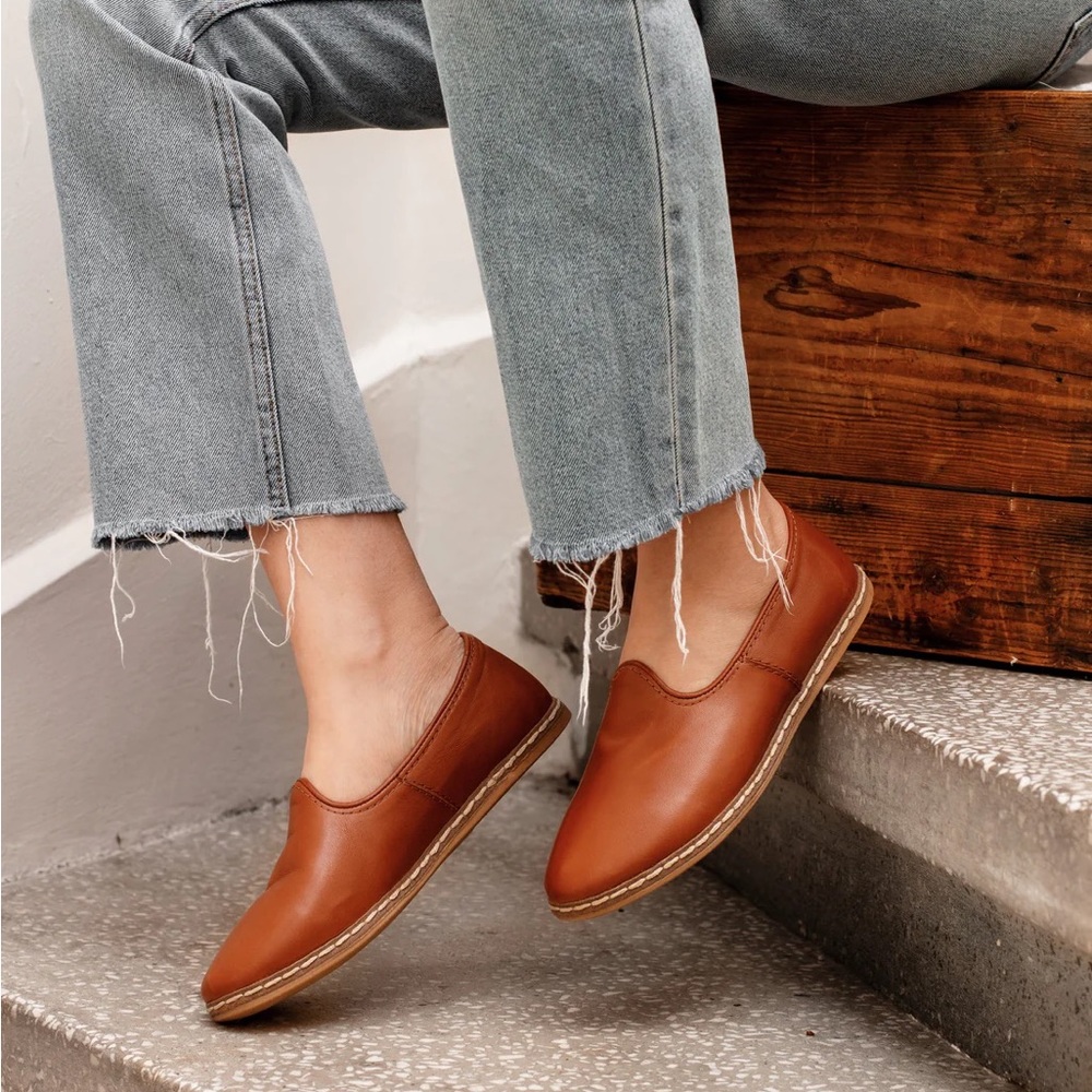 Charix flats